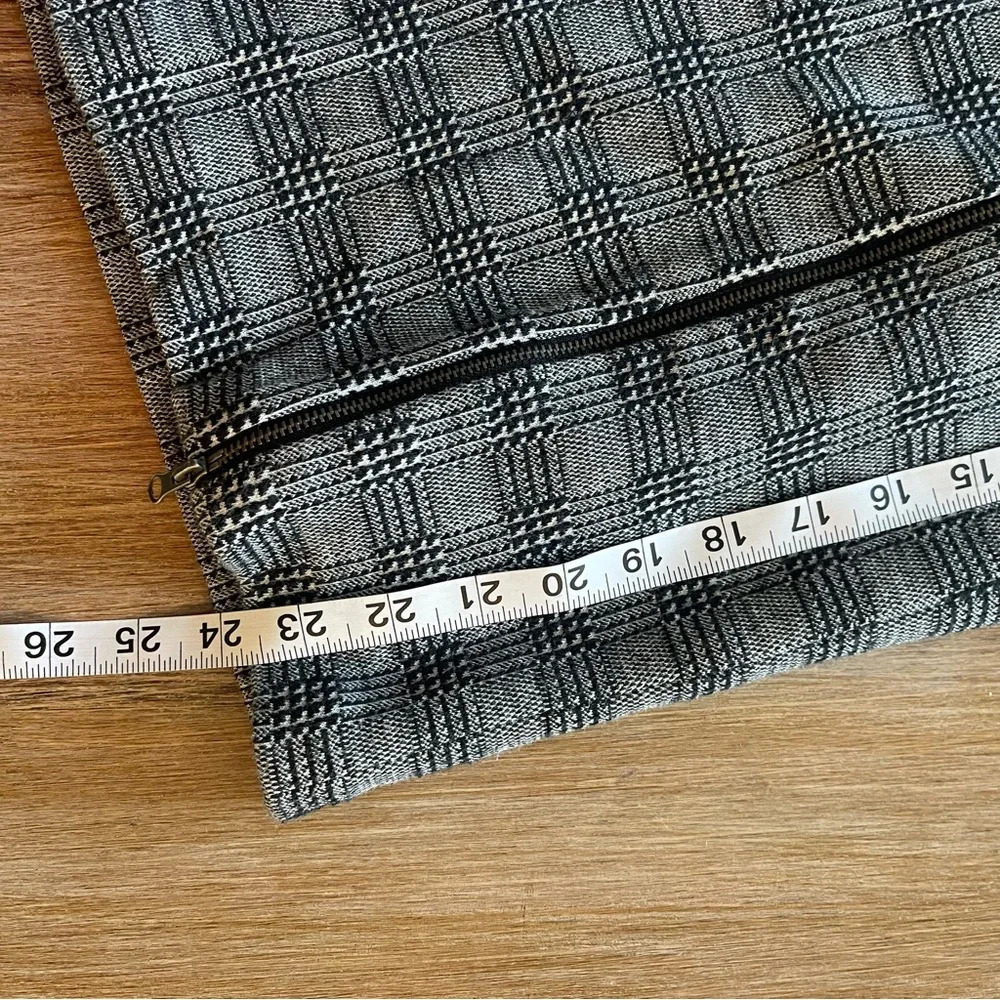 Debbie Schuchat Plaid Knit Accent Zipper Black and White Pencil Skirt Sz 4 - Picture 6 of 8